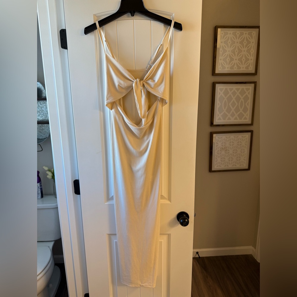 Cute front tie beachy vibe dress